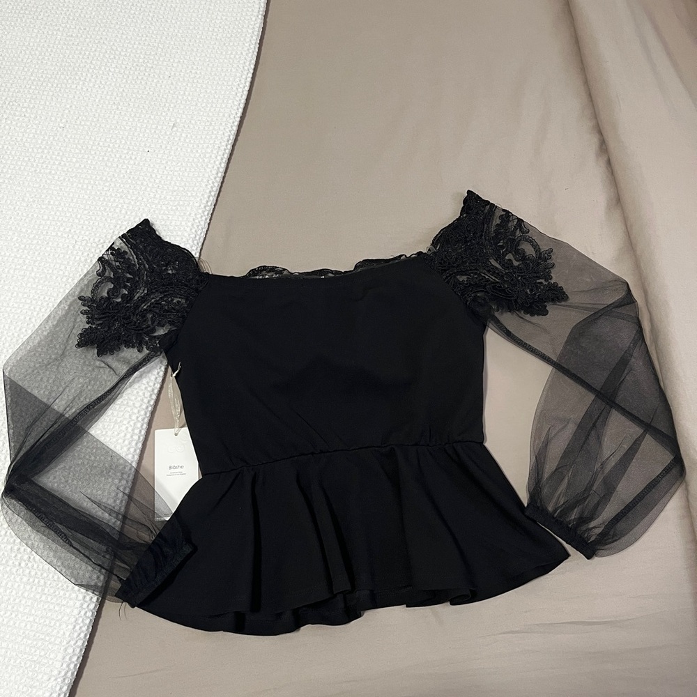 Blashe Covered Shoulder Blouse View 6